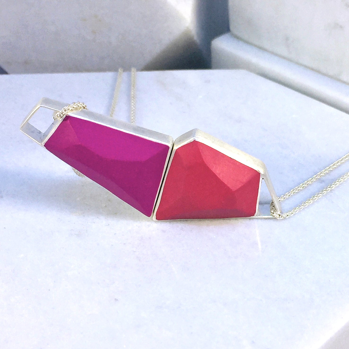 Magnetic - Reversible Necklace - 36 combinations - red, blue, yellow, pink