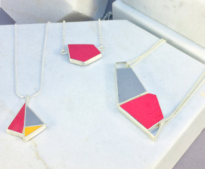 Reversible - Fragment pendent in silver and resin - in berry red & grey