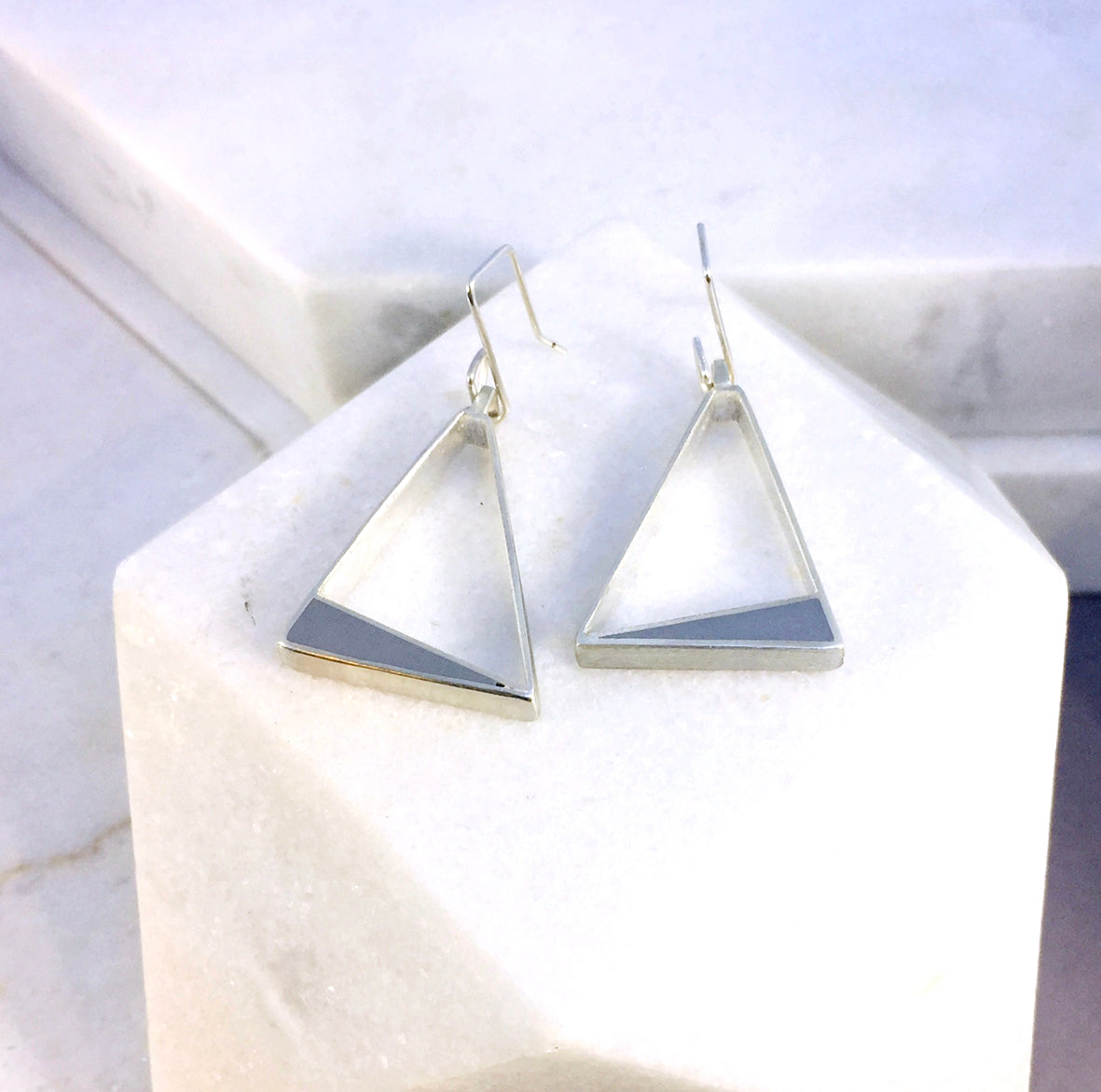 Reversible - Frame- Silver & Resin earrings - Orange and Grey