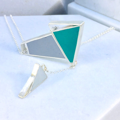 Magnetic - Reversible Necklace - 24 combinations - red, grey, blue, green with grey drop